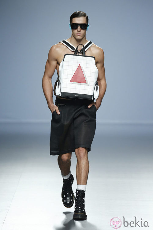 Pantalón negro ancho de Davidelfin en Madrid Fashion Week primavera/verano 2015