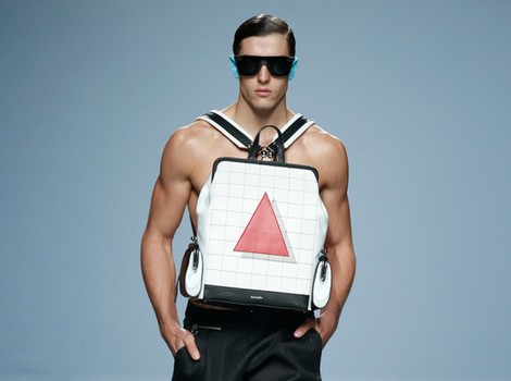 Pantalón negro ancho de Davidelfin en Madrid Fashion Week primavera/verano 2015