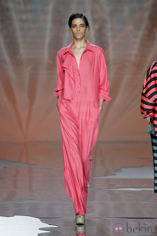 Mono fucsia de Ailanto en Madrid Fashion Week primavera/verano 2015