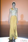 Vestido amarillo de Hannibal Laguna en Madrid Fashion Week primavera/verano 2015