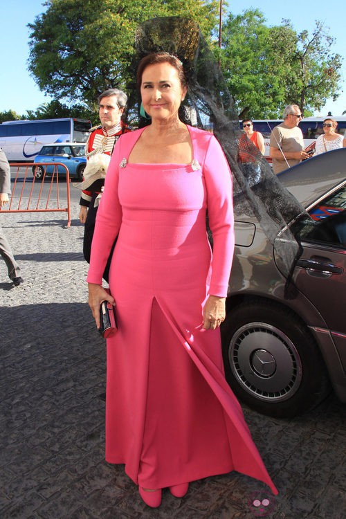 Carmen Tello con mantilla
