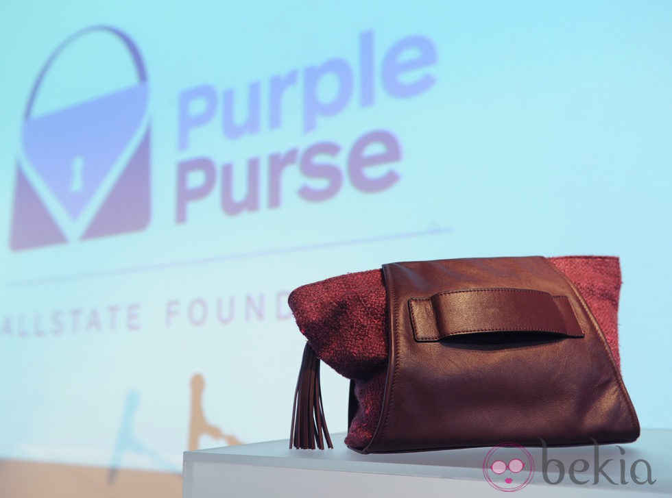 Bolso diseñado por Kerry Washington contra la violencia doméstica