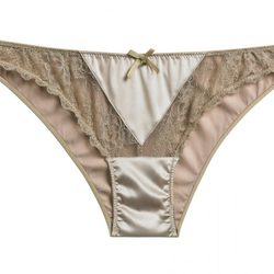 Braga en color dorado de la colección 'Dark Seduction' de Women'secret