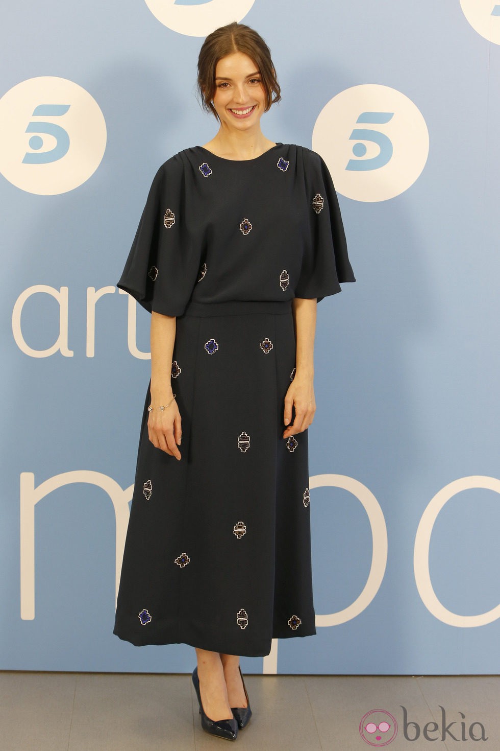 María Valverde en el estreno de 'Hermanos' con un vestido de &Other Stories