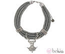 Collar gris con adorno de ciervo de Tantrend de la colección 'Juego de Tronos'