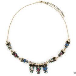 Collar con adornos de búhos para la colección 'Juegos de Tronos' de Tantrend.