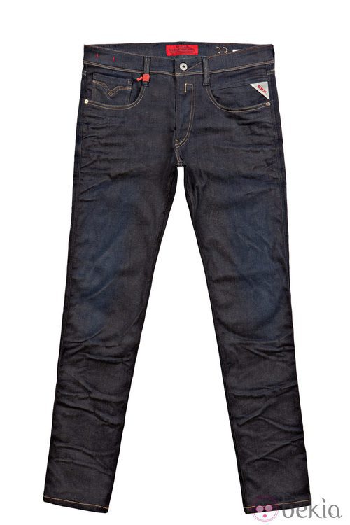 Vaqueros Replay 'Hyperflex' en tono oscuro para hombre de la colección otoño/invierno 2014