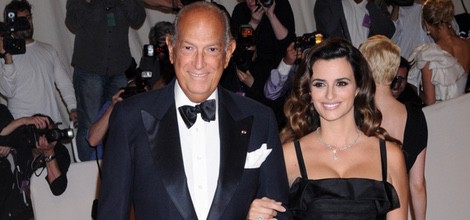 Oscar de la Renta junto a Penélope Cruz