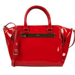 Bolso de charol en rojo de la nueva colección otoño/invierno 2014 de Nine West