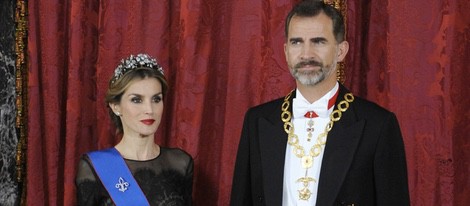 Don Felipe y Doña Letizia en su primera cena de gala como Reyes de España