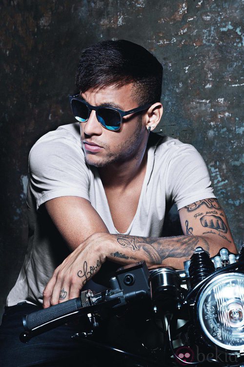 Neymar en la campaña 'Eyewear 2014' de Police