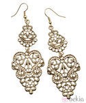 Pendientes de dos piezas en dorado de la nueva colección 'Filigree' de Claire's