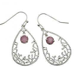 Pendientes en plata con pedrería de la nueva colección 'Filigree' de Claire's