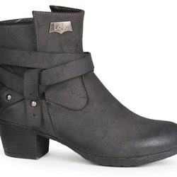 Botas altas de la colección otoño/invierno 2014/2015 de Lois