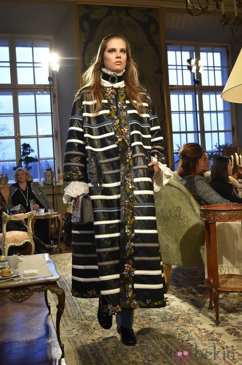 Túnica de rayas de la colección pre-fall 2015 de Chanel