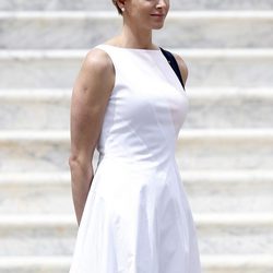 La Princesa Charlene con un vestido blanco puro de corte baby-doll