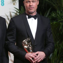 Brad Pitt con esmoquin