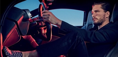 Kit Harington, imagen de la colección de Jimmy Choo para primavera/verano 2015