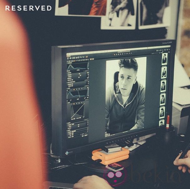 Brooklyn Beckham descubre su faceta de modelo en la nueva campaña de Reserved