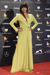 Yolanda Ramos con un vestido verde pistacho en la alfombra roja de los Premios Feroz 2015