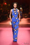 Jumpsuit azul de Schiaparelli en la Semana de la Alta Costura de París primavera/verano 2015