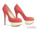 Zapatos rojos de plataforma de Charlotte Olympia