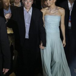 Charlene de Mónaco con pantalón palazzo de Chanel en su boda civil