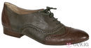 Zapatos oxford bicolor de Lorena Carreras, colección otoño/invierno 2011