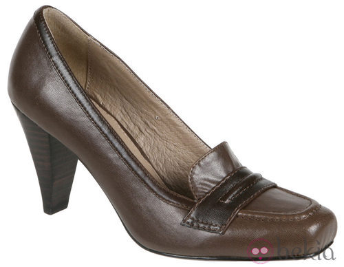 Mocasines de tacón de Lorena Carreras, colección otoño/invierno 2011