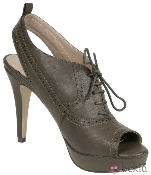 Botines peep toe verdes de Lorena Carreras, colección otoño/invierno 2011