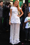 Blake Lively de Chanel Couture en la première de 'Linterna verde'