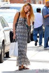 Blake Lively con maxi vestido estampado