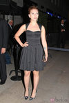 Scarlett Johansson con vestido negro de Dolce & Gabbana en Milán