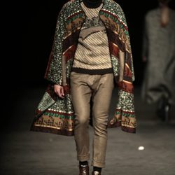 Andrés Velencoso desfilando para Custo Barcelona en la 080 Barcelona Fashion 2015