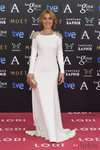 Cayetana Guillén Cuervo con un vestido de Thename en la alfombra roja de los Premios Goya 2015