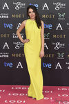 Claudia Traisac con un vestido de Dior en la alfombra roja de los Premios Goya 2015
