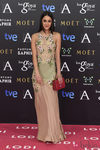 Macarena García con un vestido de Bluemarine en la alfombra roja de los Premios Goya 2015