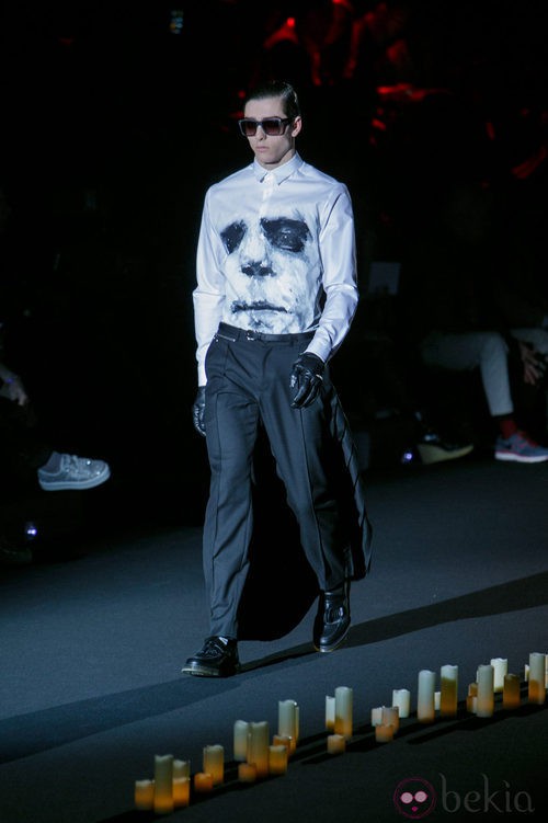 Camisa blanca y pantalón con falda de Davidelfin en Madrid Fashion Week para otoño/invierno 2015/2016
