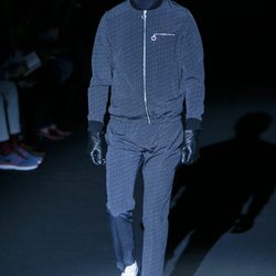 Conjunto estampado pantalón y chaqueta de Davidelfin en Madrid Fashion Week para otoño/invierno 2015/2016