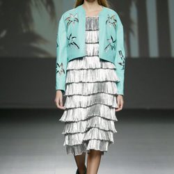Vestido y chaqueta estampada de Natalia Rivera en el Samsung EGO 2015