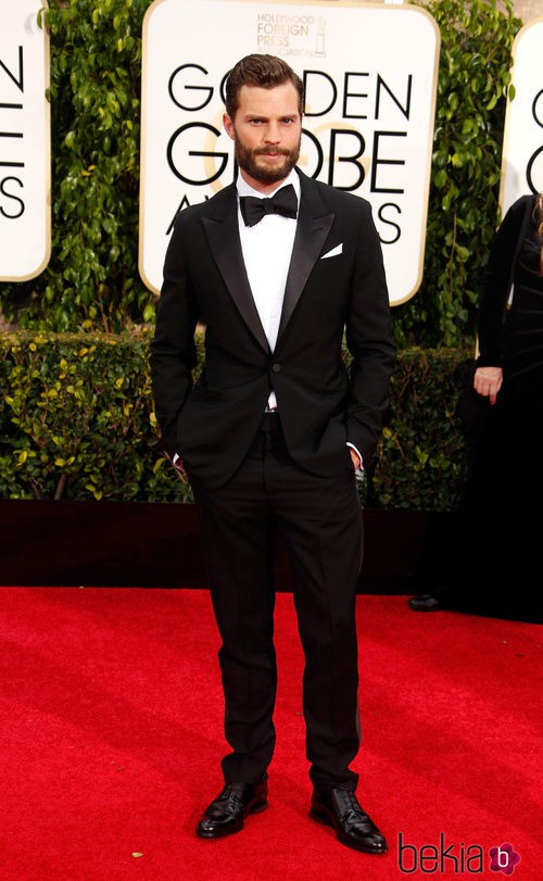 Jamie Dornan con esmoquin