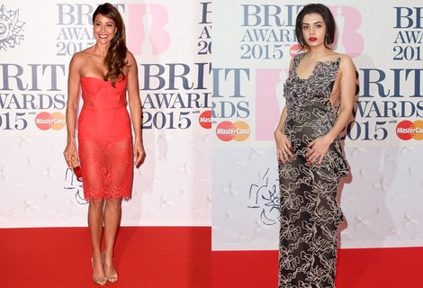 Melanie Sykes con un vestido de encaje coral en los Brit Awards 2015