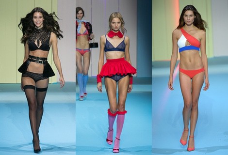 Lencería en color azul de Etam en la antesala de la pasarela Paris Fashion Week 2015