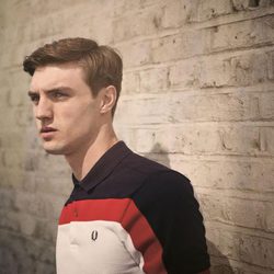Polo negro, rojo y blanco de la colección primavera/verano 2015 Men's Authentic Collection de Fred Perry