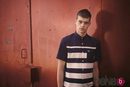Camisa azul con líneas blancas de la colección primavera/verano 2015 Men's Authentic Collection de Fred Perry