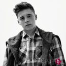 Brooklyn Beckham con camisa de cuadro de la colección primavera/verano 2015 de Reserved
