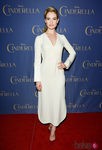 Lily James con un look blanco en la presentación de 'Cenicienta' en Toronto