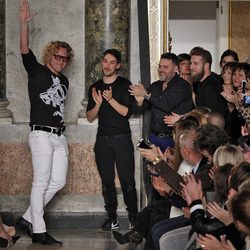 Peter Dundas tras el desfile de Emilio Pucci en la Milán Fashion Week 2015