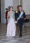 La princesa Mary de Dinamarca con un vestido rosa palo de Birgit Hallstein