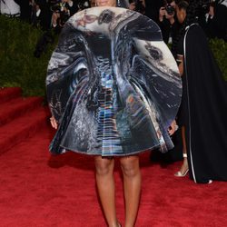 Solange Knowles con un vestido de Giles en la Gala del Met 2015